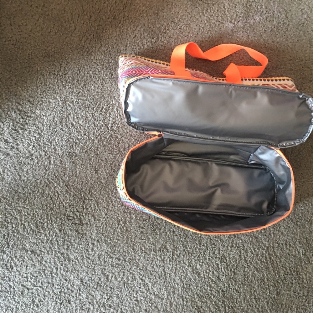 Cute beach bag, so much storage!